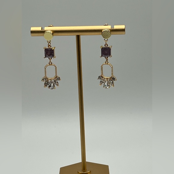 Elegant Dainty & Delicate Gold Earrings for Woman - Classic Stylish Earrings - Picture 6 of 9